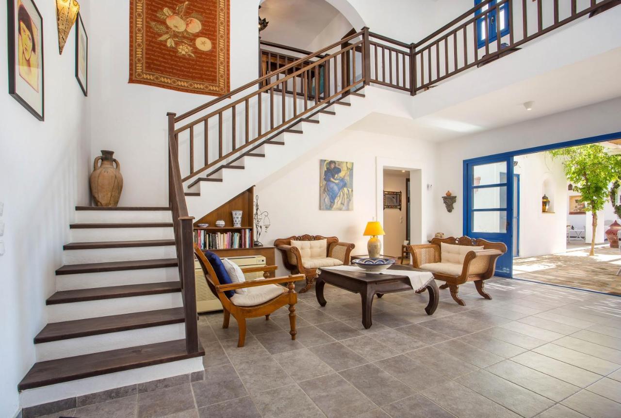 Villa Blue Sapphire Pefki  ภายนอก รูปภาพ