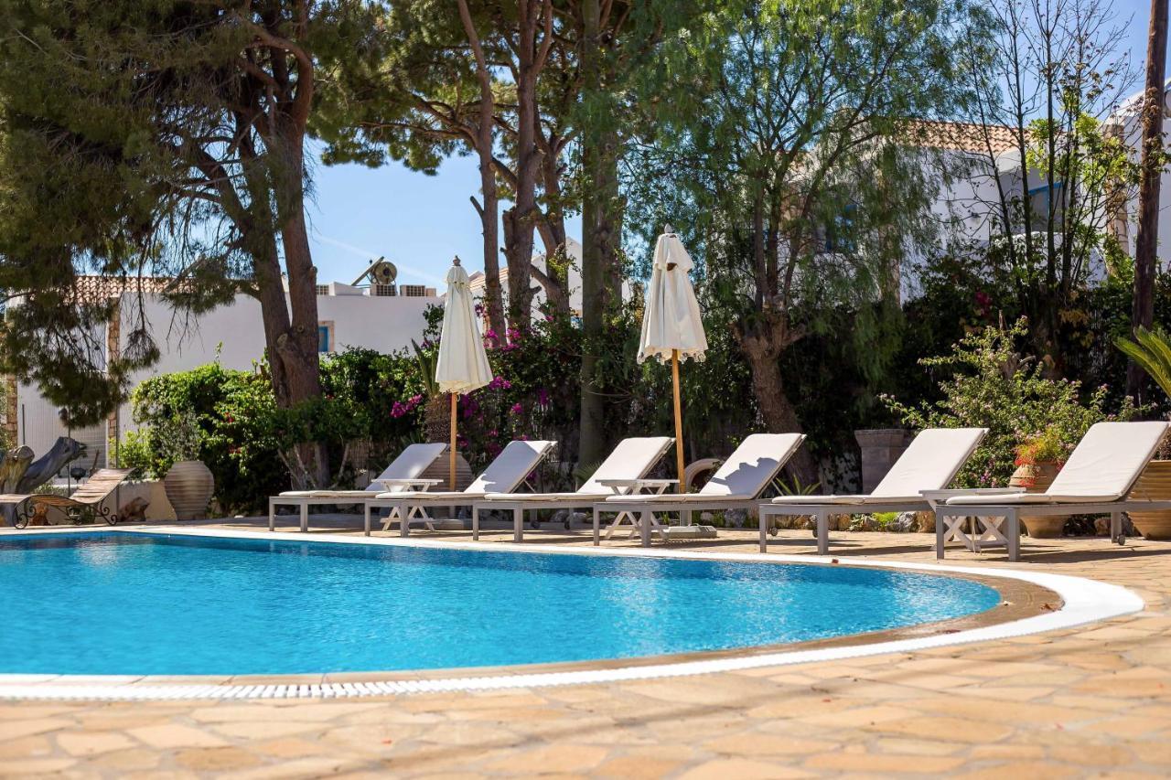 Villa Blue Sapphire Pefki  ภายนอก รูปภาพ