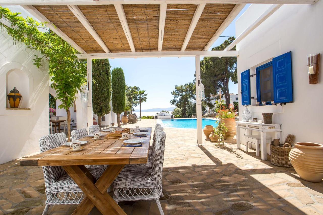 Villa Blue Sapphire Pefki  ภายนอก รูปภาพ
