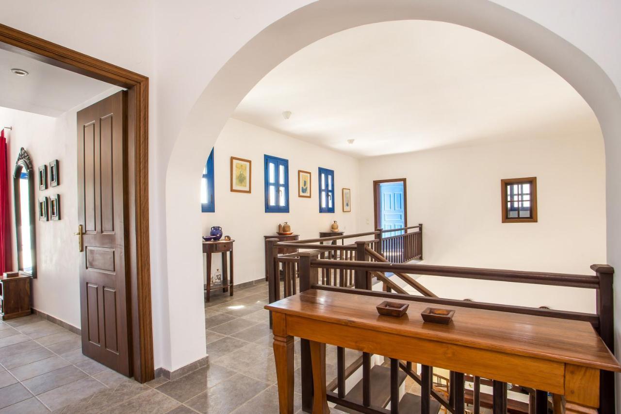 Villa Blue Sapphire Pefki  ภายนอก รูปภาพ